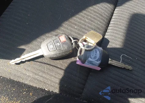 2017 Toyota Rav4 Le from USA, damaged, VIN JTMZFREVXHJ700127